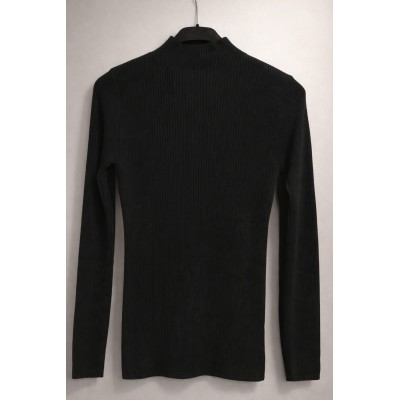 Camiseta de canalé básica de cuello subido color negro✨