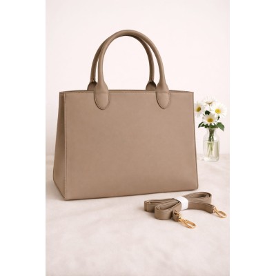 Bolso Premium Taupe con Detalle V Frontal Dorado