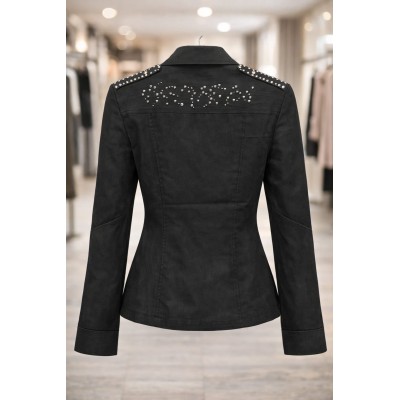 Camisa negra con aplicaciones plateadas