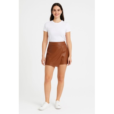 Falda pantalón efecto polipiel camel