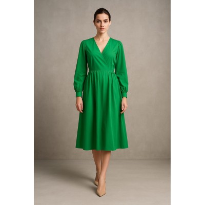 Vestido midi en color verde intenso