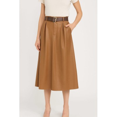 Falda midi de polipiel en color Camel
