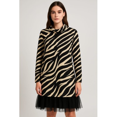 Vestido de estilo moderno con estampado tipo cebra